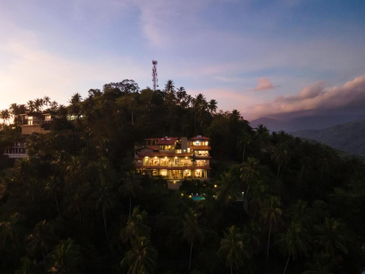 The Albatross, Kandy Digana Eksteriør bilde